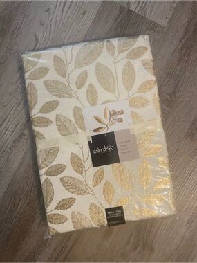 Colordrift Luxurious Metallic Leaf Print Cloth Tablecloth Oblong  60" X 120"